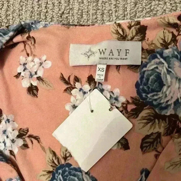 NWT XS Beautiful pink and blue floral dress - Picture 3 of 7